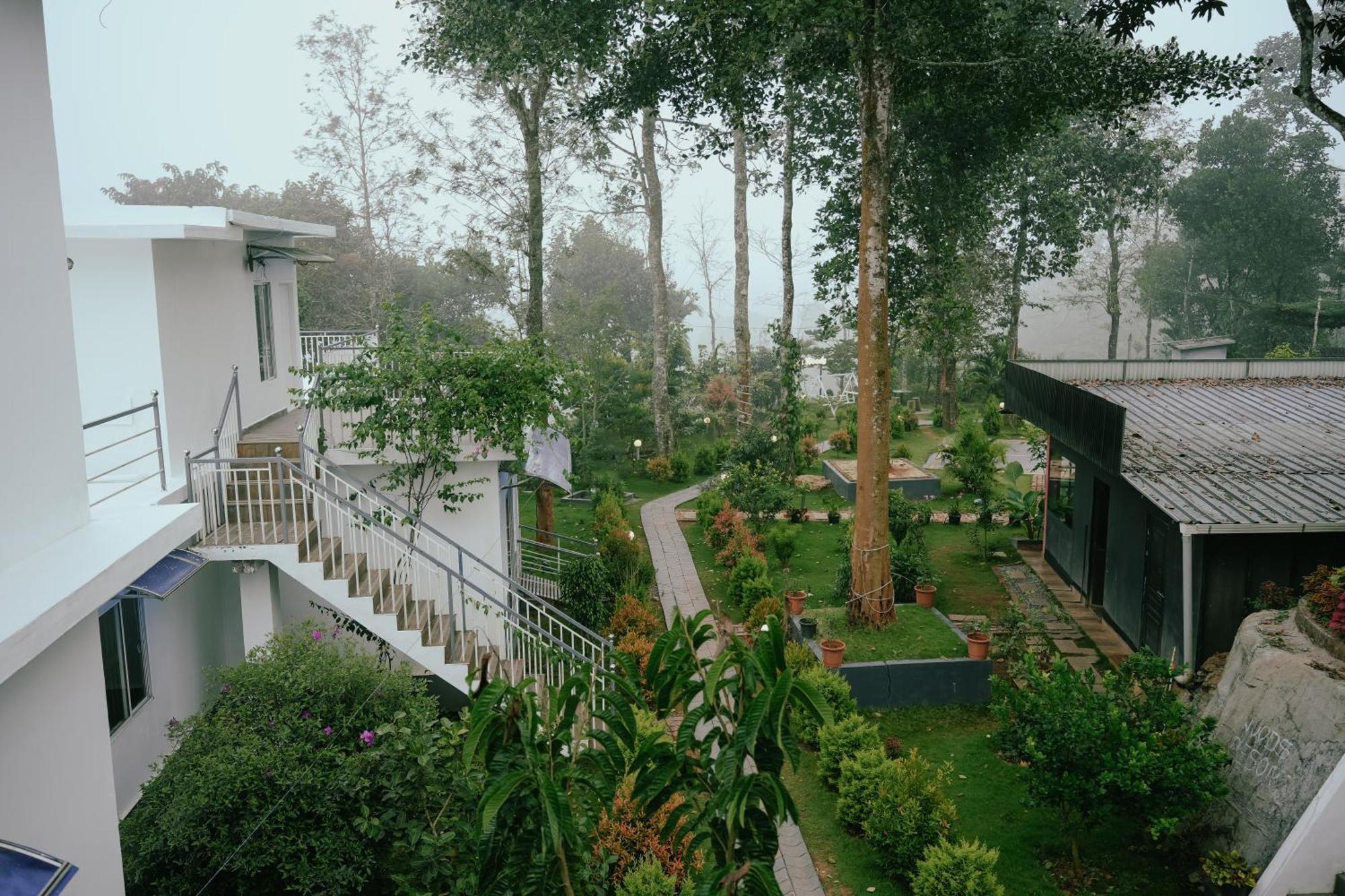 Haze Woods Resort Vaduvanchal Eksteriør bilde