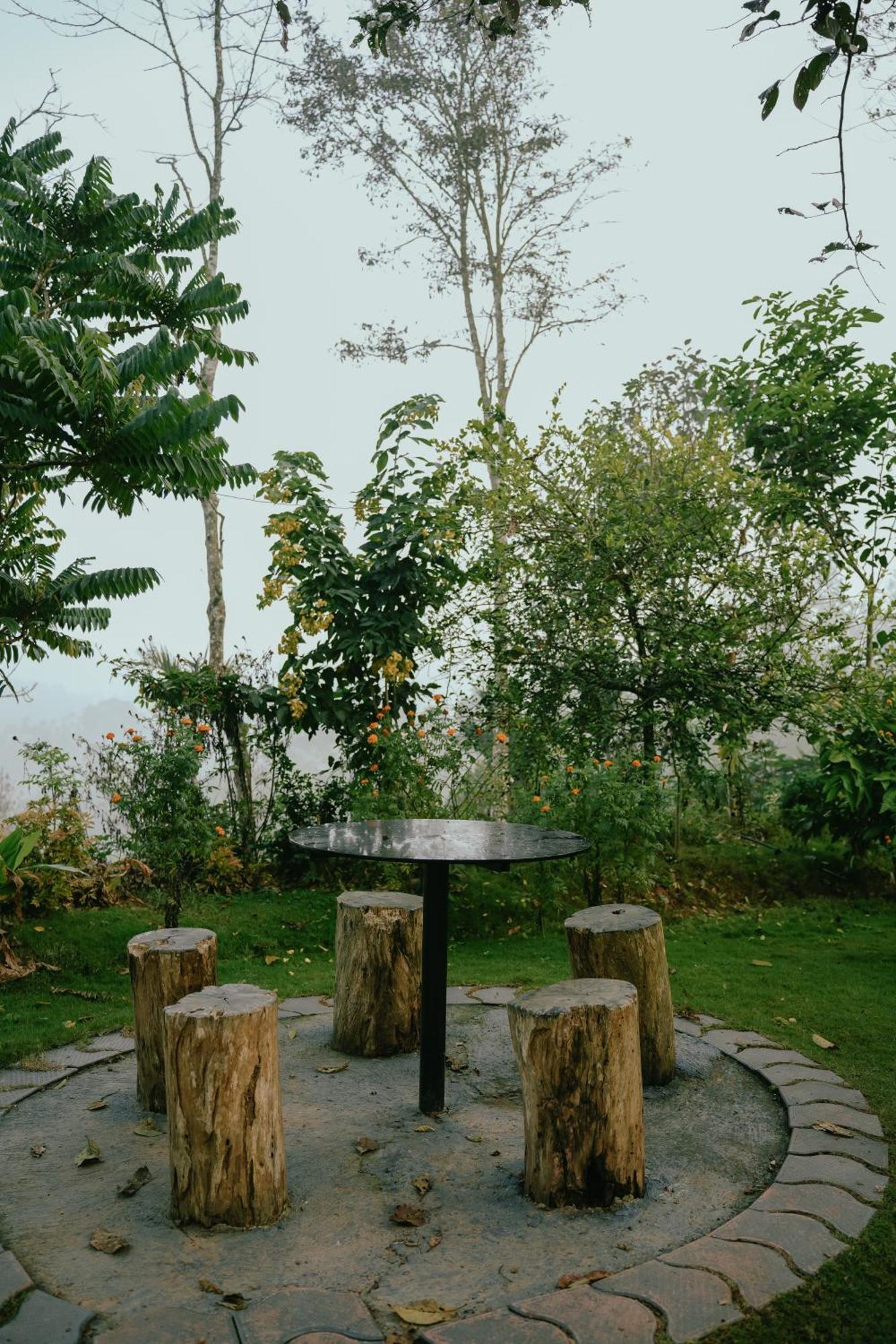 Haze Woods Resort Vaduvanchal Eksteriør bilde
