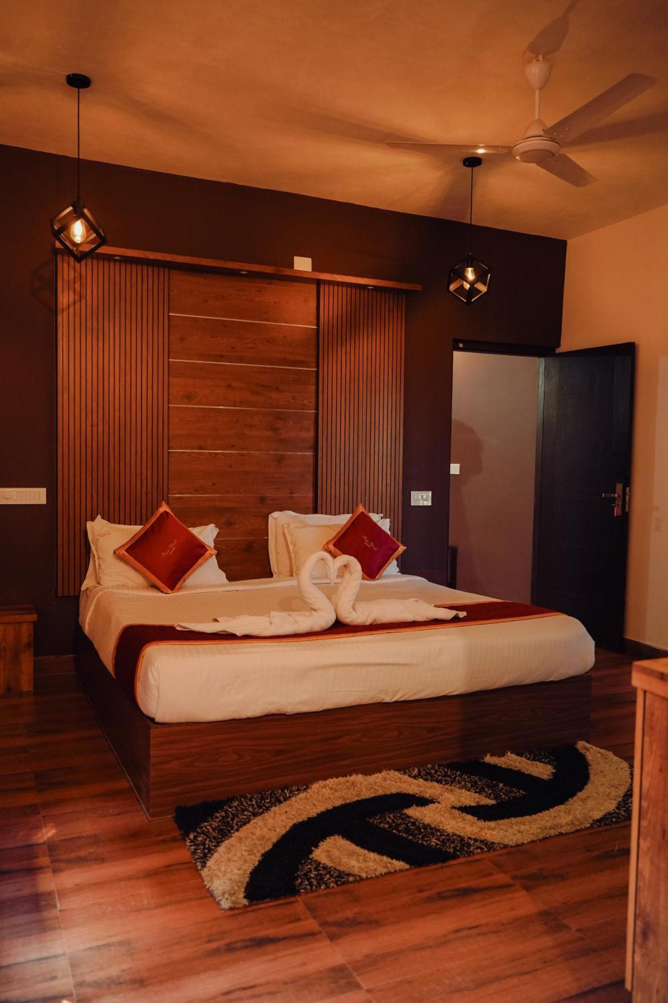 Haze Woods Resort Vaduvanchal Eksteriør bilde